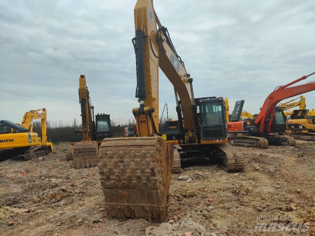 CAT 326D Гусеничні екскаватори