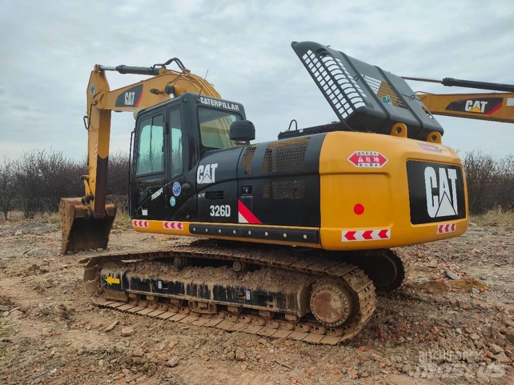 CAT 326D Гусеничні екскаватори