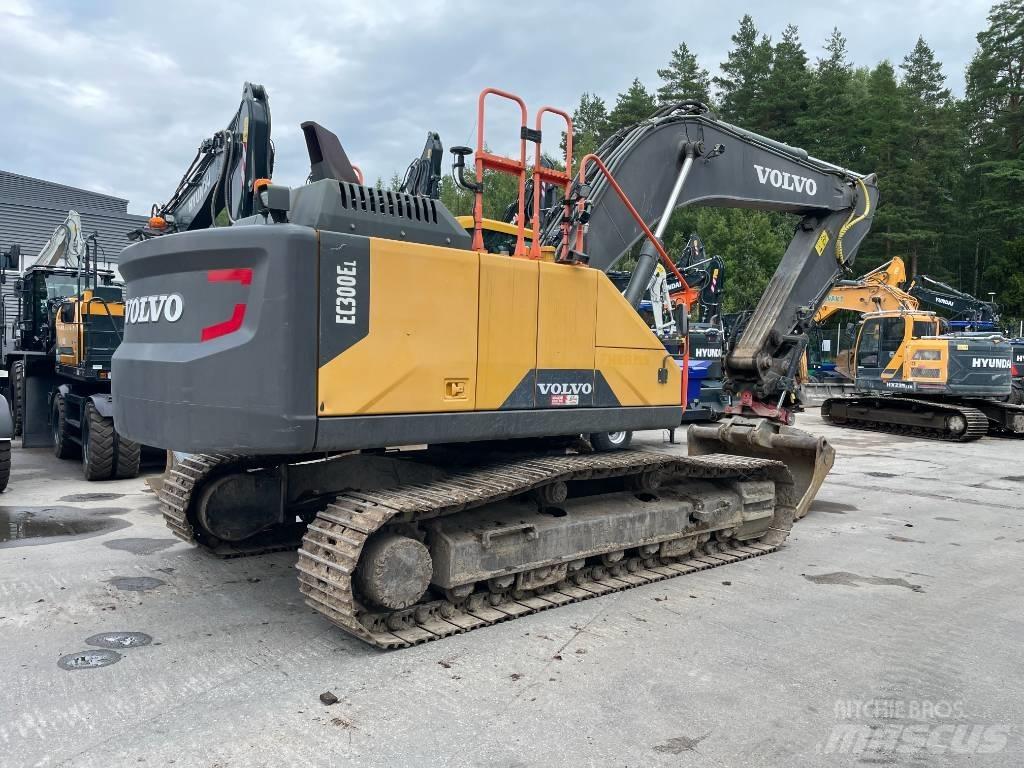 Volvo EC 300 EL Гусеничні екскаватори