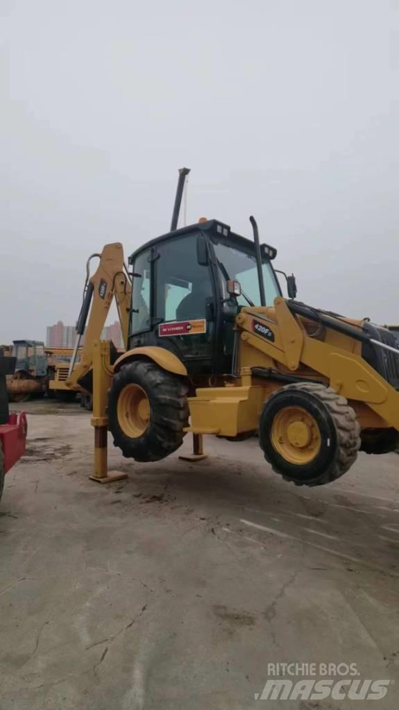 CAT 420 F Екскаватори-навантажувачі