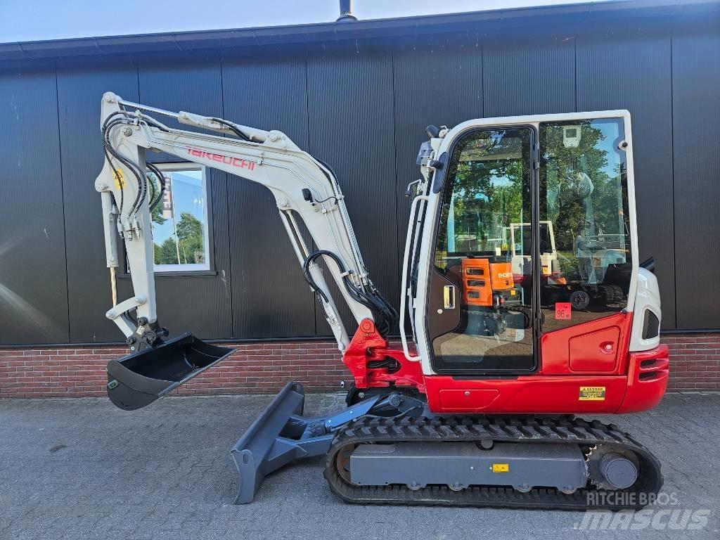 Takeuchi TB 240 Міні-екскаватори < 7т