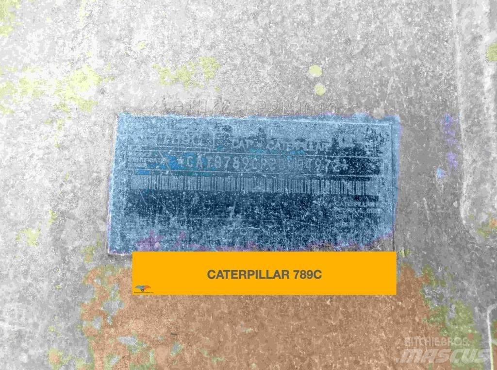 CAT 789 C Міні самоскиди