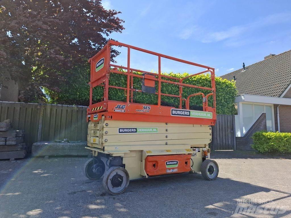 JLG 3246ES Підйомники-ножиці