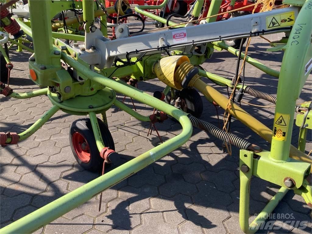 CLAAS Volto 670 Граблі і сінозворушувачі