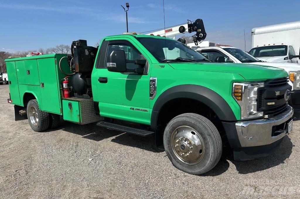 Ford F 450 XL SD Вантажівки-цистерни