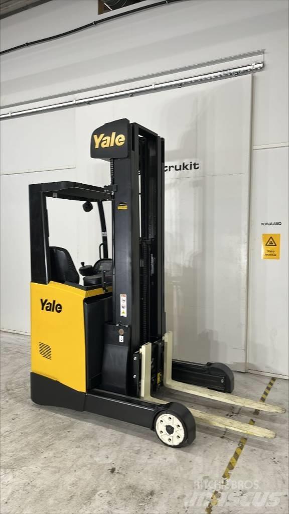 Yale MR 14 Річ-трак із високим підйомом