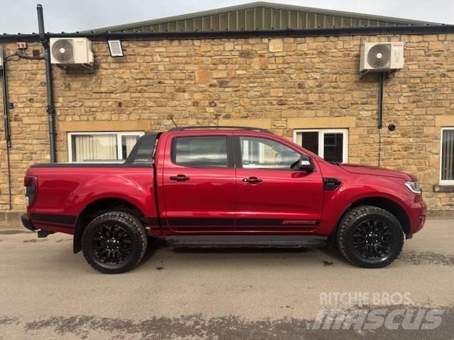Ford Ranger Пікапи / Бічне розвантаження