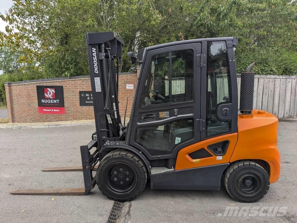 Doosan D 35 C-9 Дизельні навантажувачі