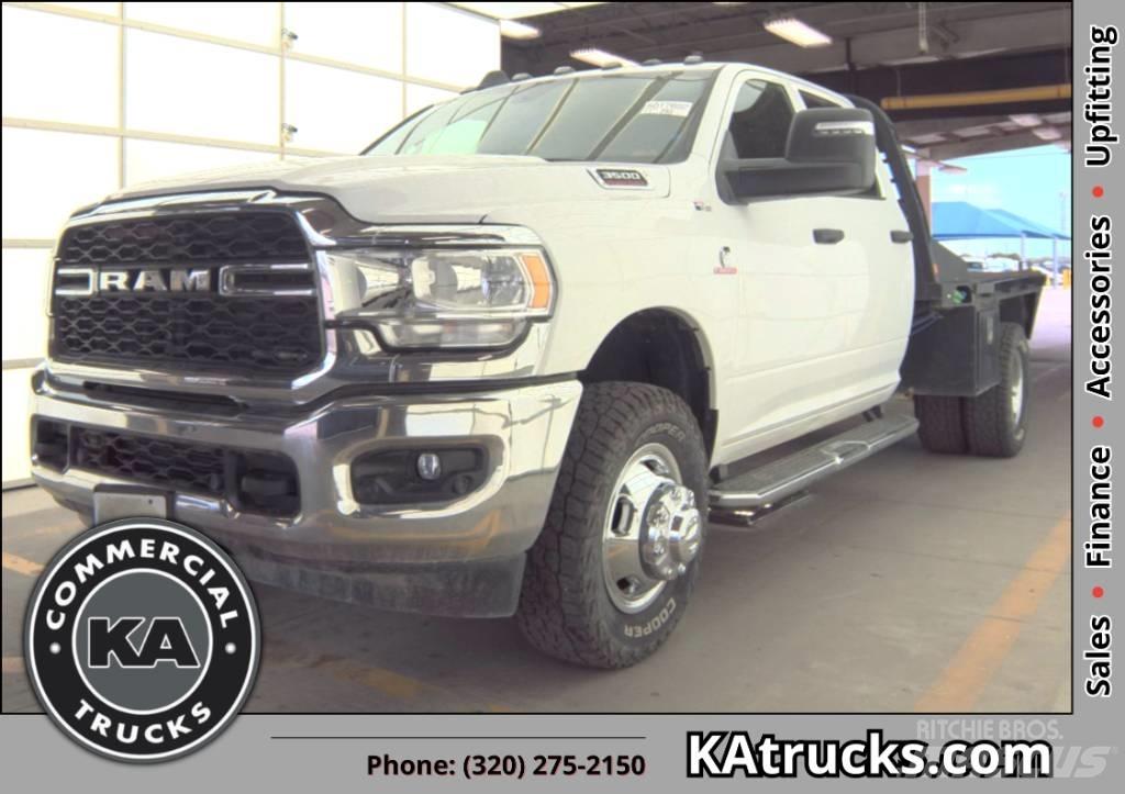 RAM 3500 TRADESMAN Вантажівки-платформи/бокове розвантаження