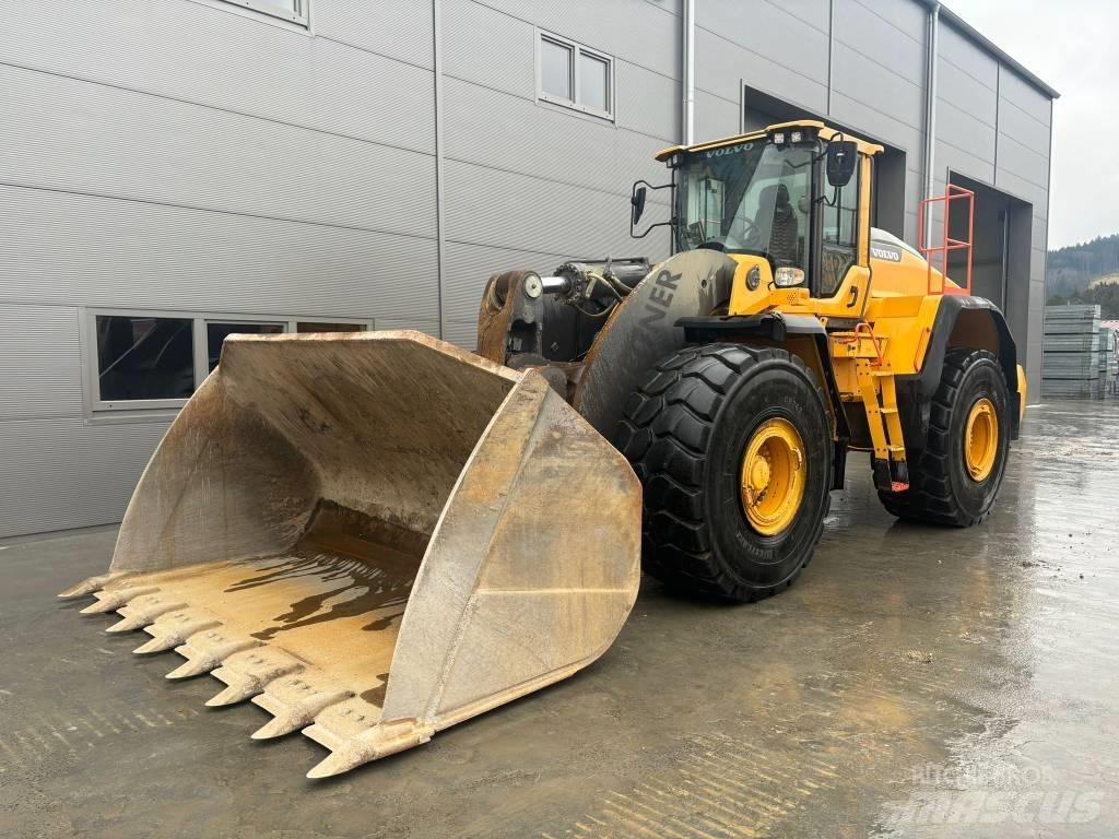 Volvo L250H Фронтальні навантажувачі