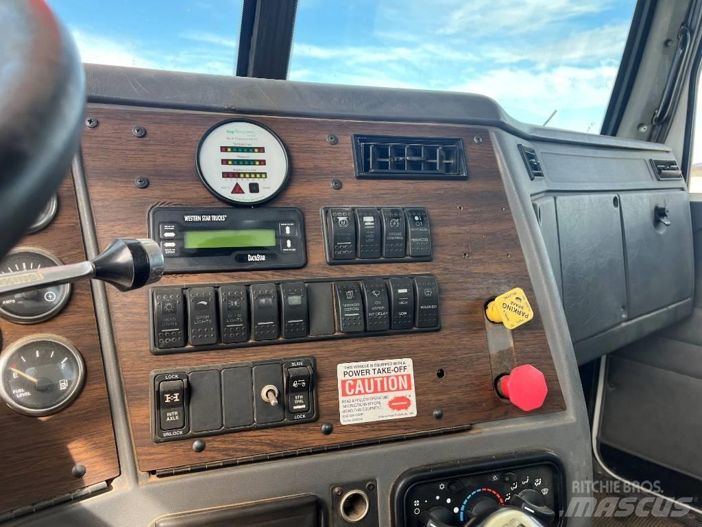 Western Star 4900 Гусеничні крани