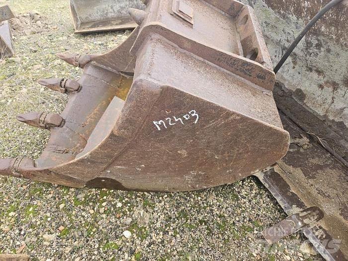 Mecalac 12MXT Ковші