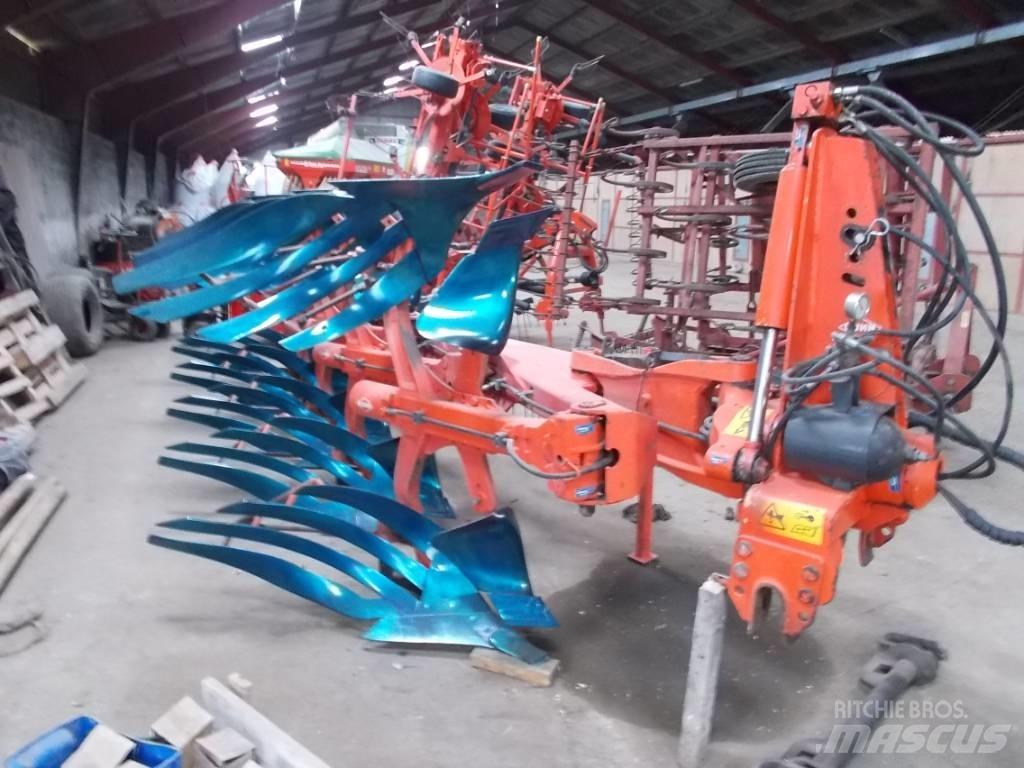 Kuhn Vari-Master 122 Реверсивні плуги