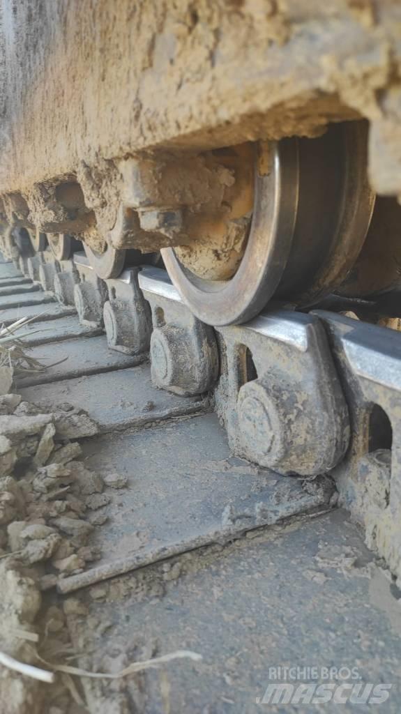 CAT D 6 R Гусеничні бульдозери