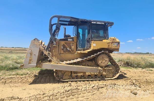 CAT D 6 R Гусеничні бульдозери