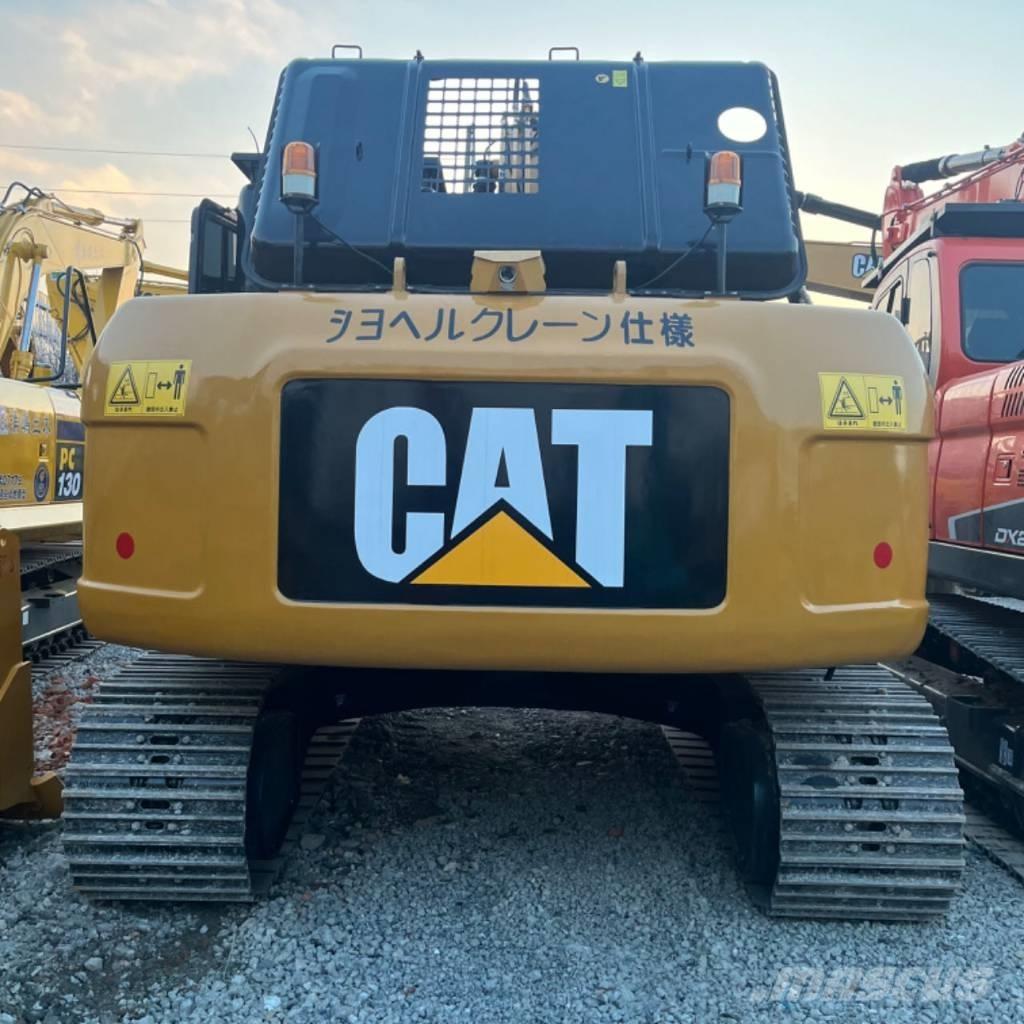 CAT 323 D Гусеничні екскаватори