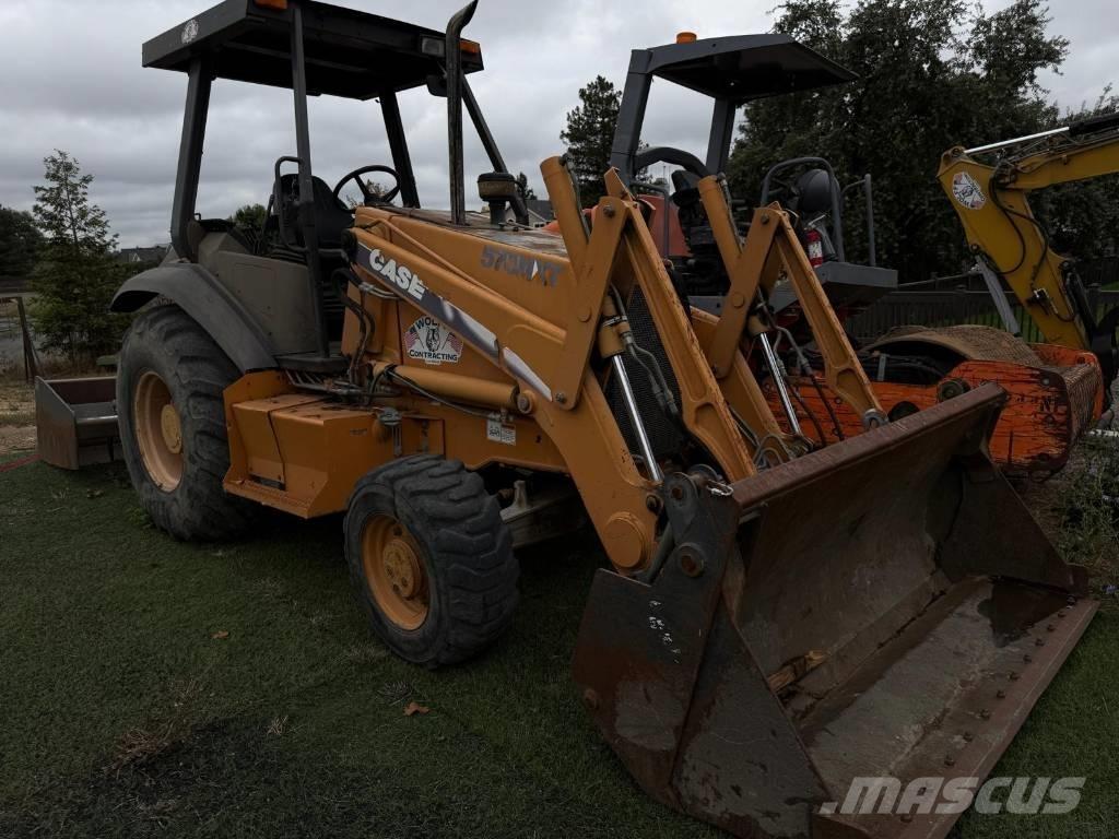CASE 570 M XT Фронтальні навантажувачі