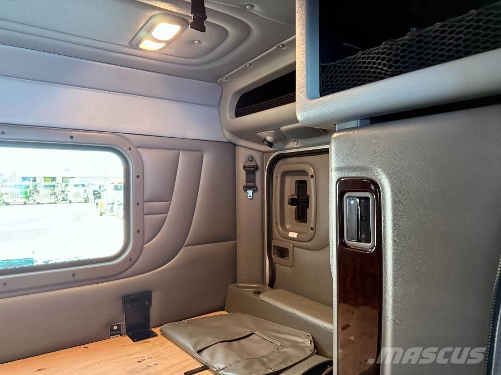 Peterbilt 389 Тягачі