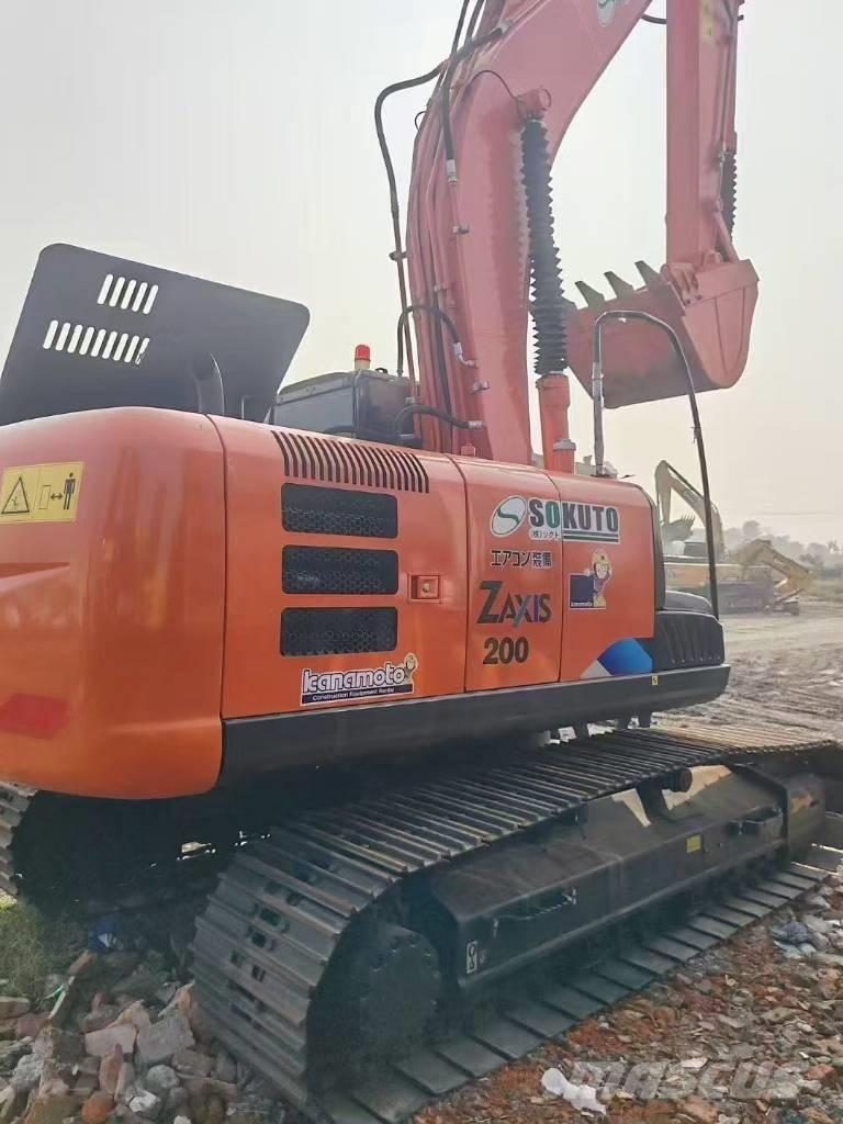Hitachi 200-3 Гусеничні екскаватори