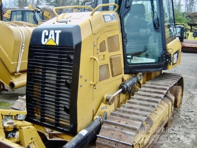 CAT D 3 K 2 XL Гусеничні бульдозери