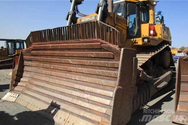 CAT D9R Гусеничні бульдозери