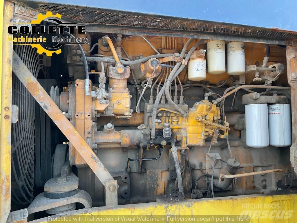 Komatsu WA 600-1 Фронтальні навантажувачі