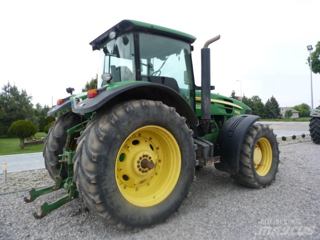 John Deere 7930 Трактори