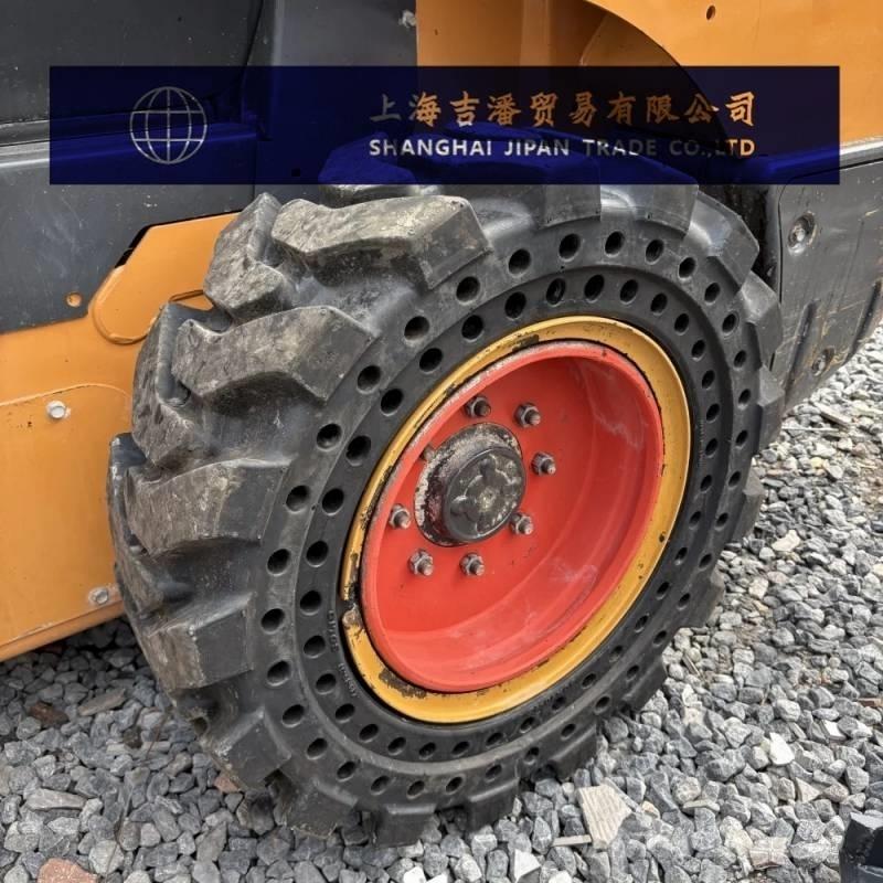 CASE SR 200 Міні-навантажувачі