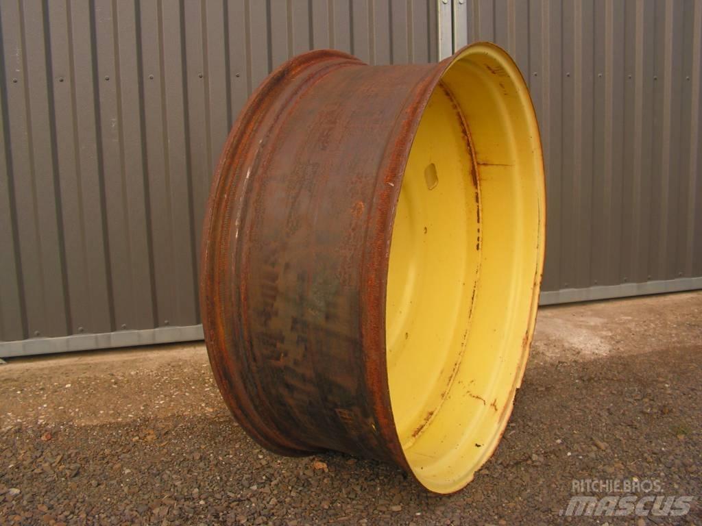 John Deere 8100 Колеса