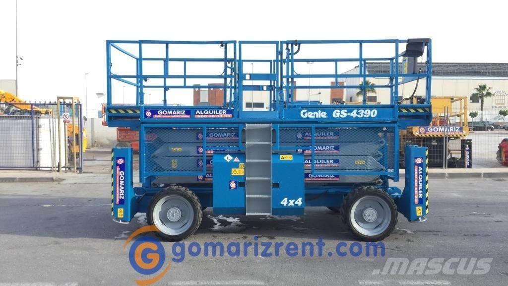 Genie GS 4390 Підйомники-ножиці