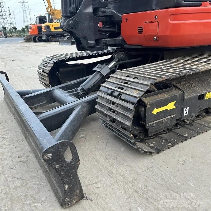 Kubota KX165 Гусеничні екскаватори