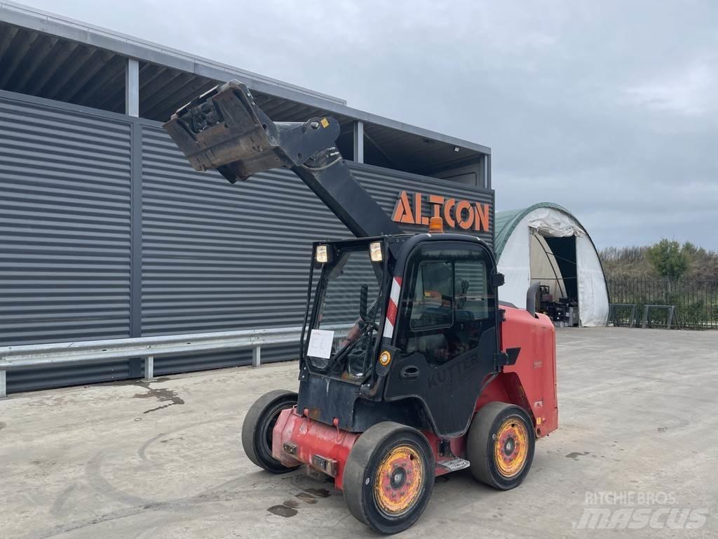 JCB R260 Трельовочні трактора