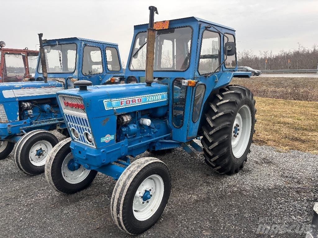 Ford 7000 Трактори