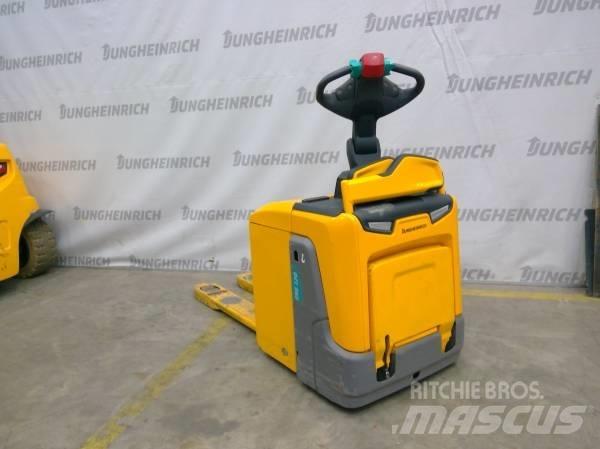 Jungheinrich ERE 120 Візки для перевезення піддонів