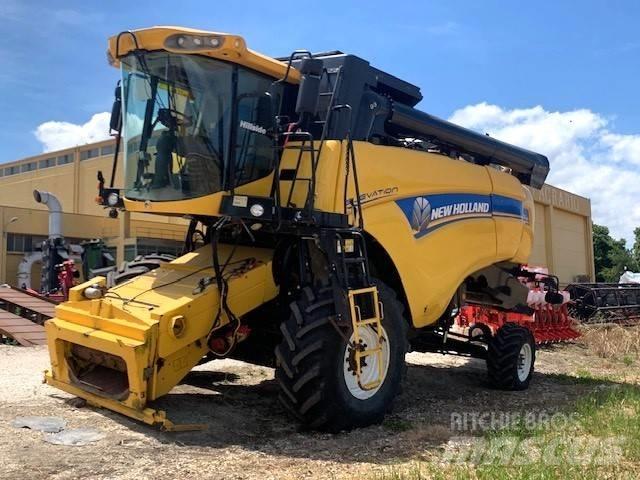 New Holland CX 5090 Зернозбиральні комбайни