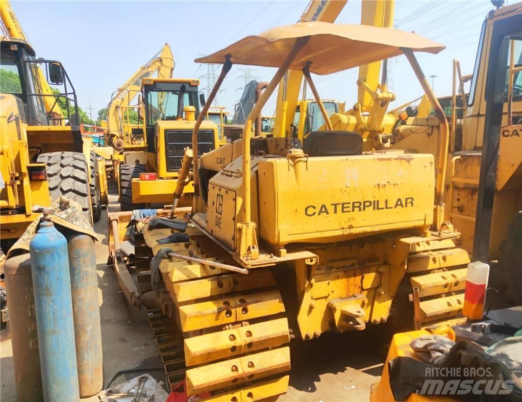 CAT D 4 E Гусеничні бульдозери