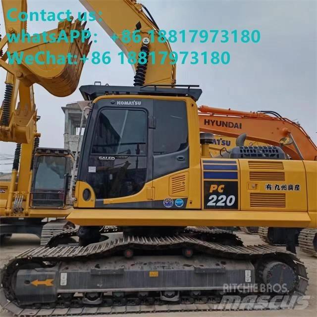 Komatsu PC 220-8 Гусеничні екскаватори