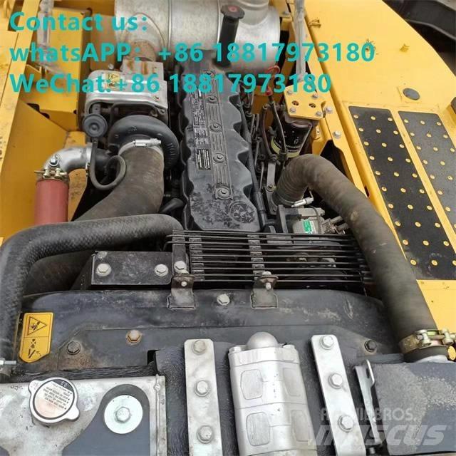 Komatsu PC 220-8 Гусеничні екскаватори