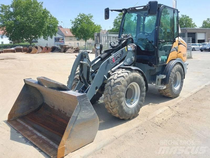Giant G 5000 X-Tra Міні-навантажувачі