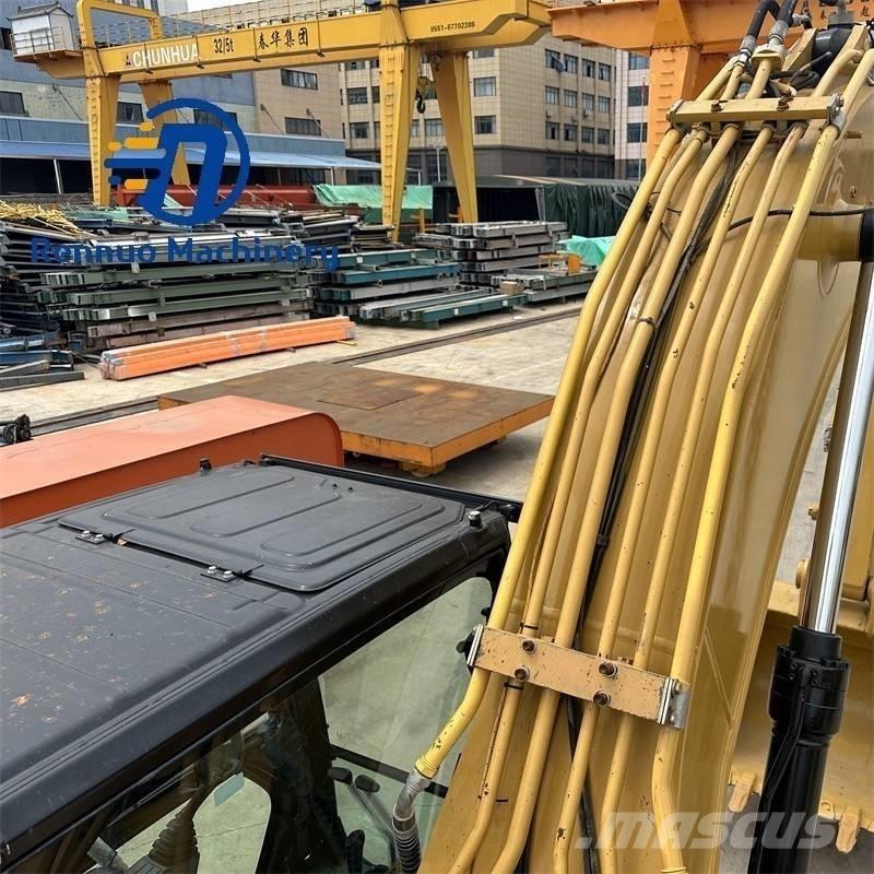 CAT 320GC Гусеничні екскаватори