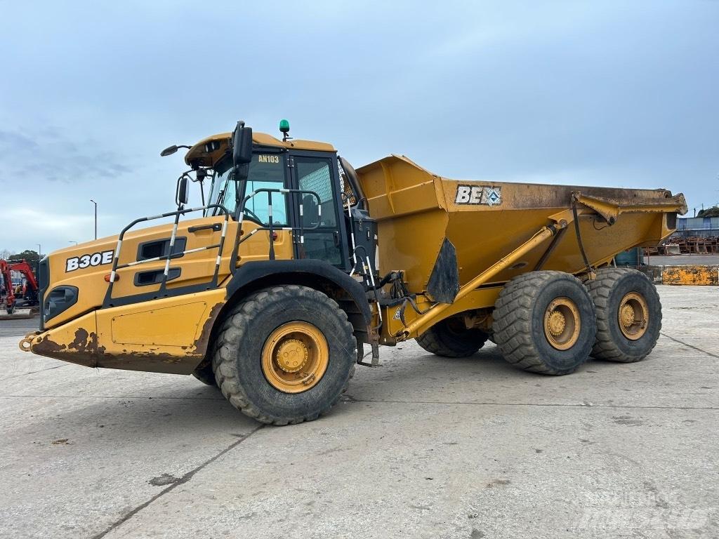 Bell B30E ( Tail Door ) Зчленовані самоскиди
