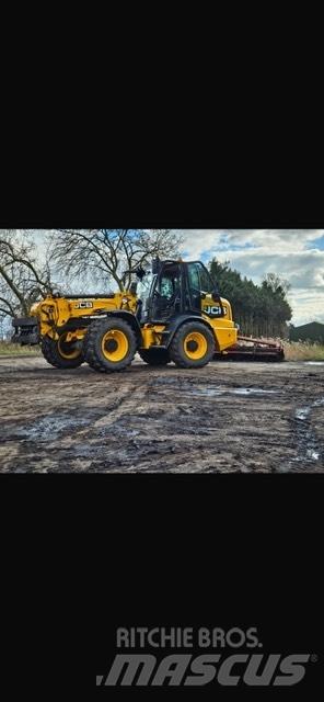 JCB TM 320 S Телескопічний навантажувач