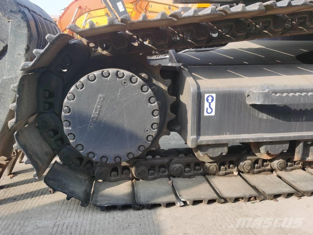Volvo EC 250 D L Гусеничні екскаватори