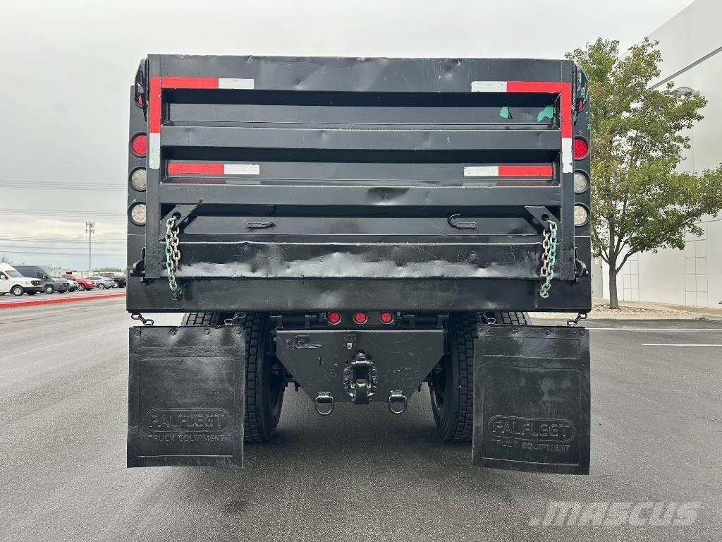 Peterbilt 337 Самоскиди