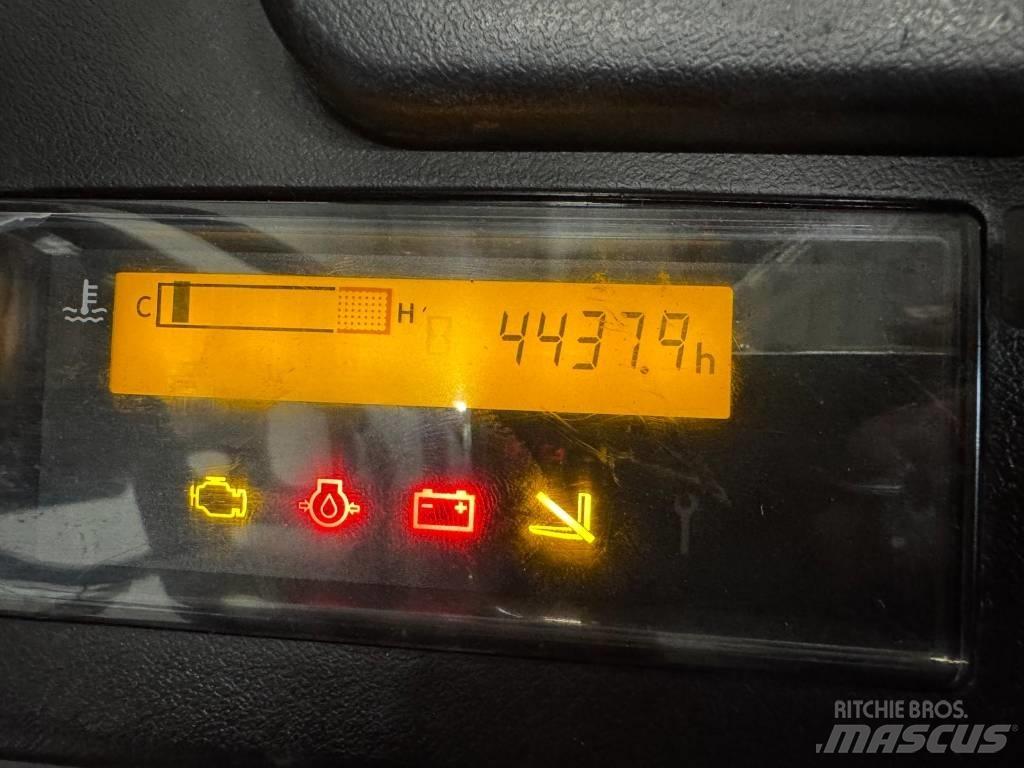 Toyota 10851 - 8FGF30 Газові навантажувачі