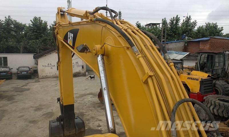 CAT 320 C Гусеничні екскаватори