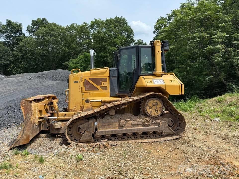 CAT D 6 N XL Гусеничні бульдозери