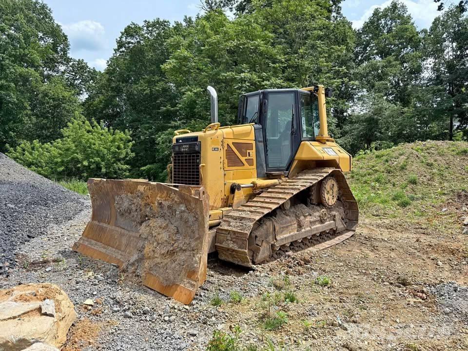 CAT D 6 N XL Гусеничні бульдозери