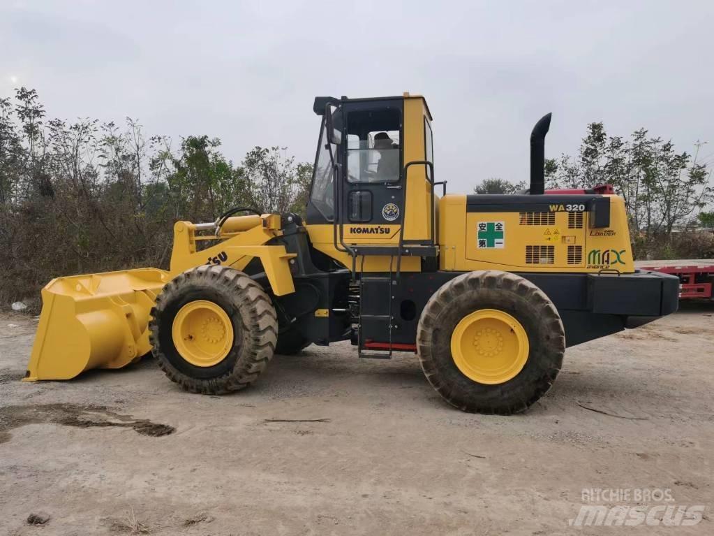 Komatsu WA 320-5 Фронтальні навантажувачі