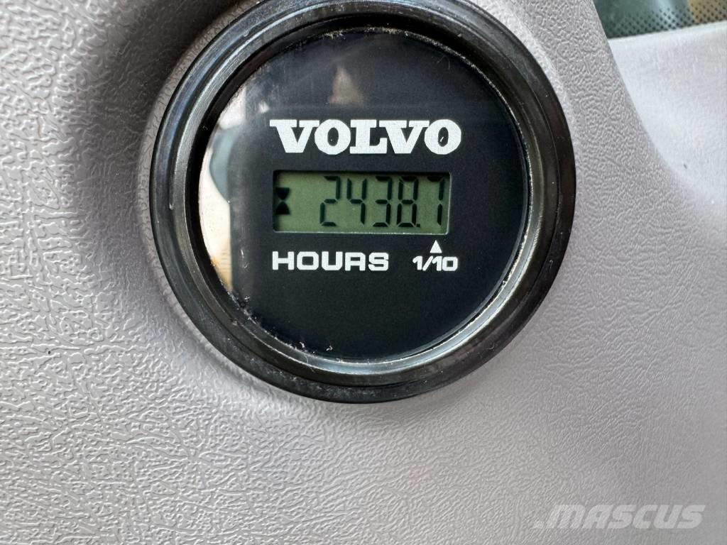 Volvo EC 380 EL Гусеничні екскаватори